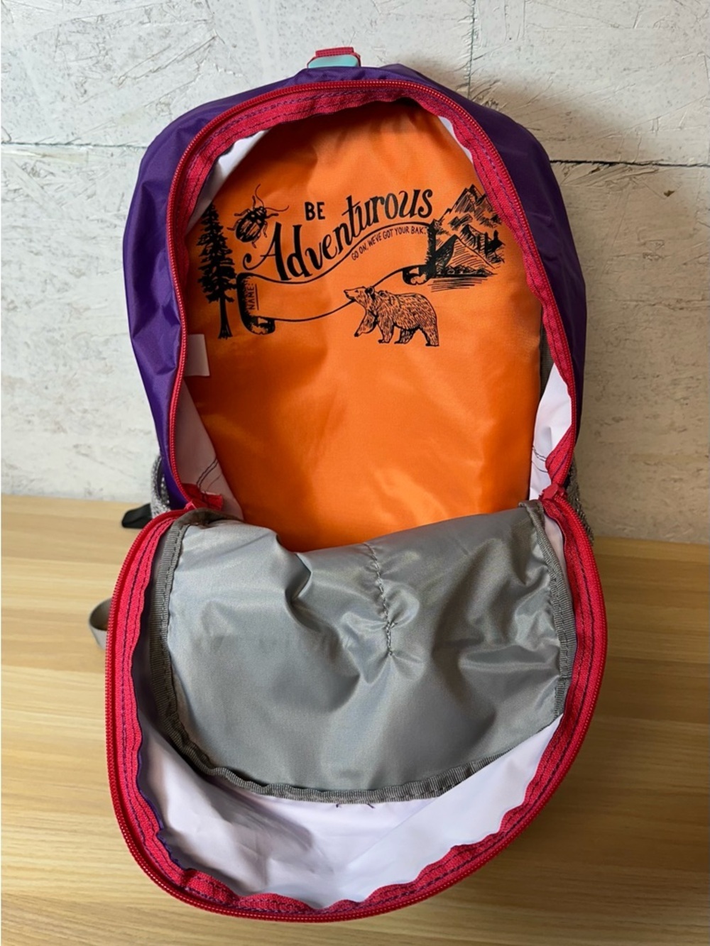 CamelBak Scout Kids Hydration Backpack with purple pink Teal Logo - Picture 3 of 5